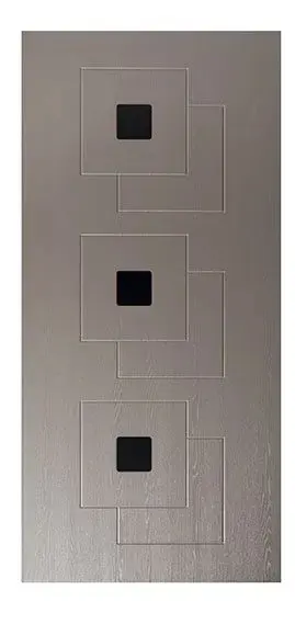 Installazione di porta blindata certificata ad alta classe anti-effrazione per la sicurezza della casa, montata a Copertino da Copertininfissi.